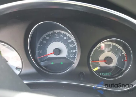 2013 Chrysler 200 Touring z USA, uszkodzony, nr VIN 1C3CCBBB0DN655951